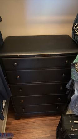 Dresser
