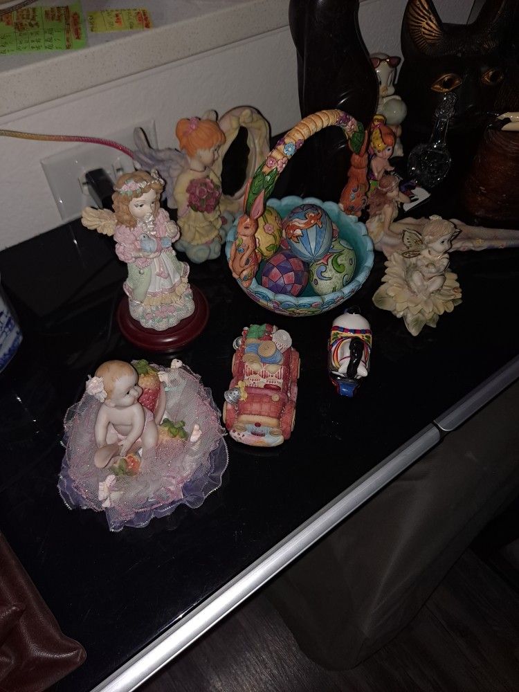 Box Full Various Tricket Deco Angel Egyptian Theme 