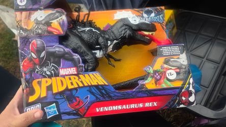 Spiderman dinosaur toy