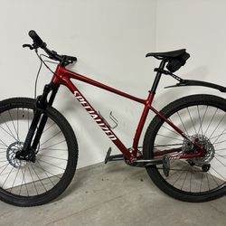Specialized Chisel Hardtail Mountain Bike 