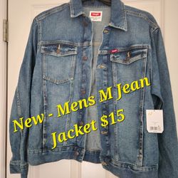 New - Men's Size Medium Wrangler Blue Jean Jacket $15