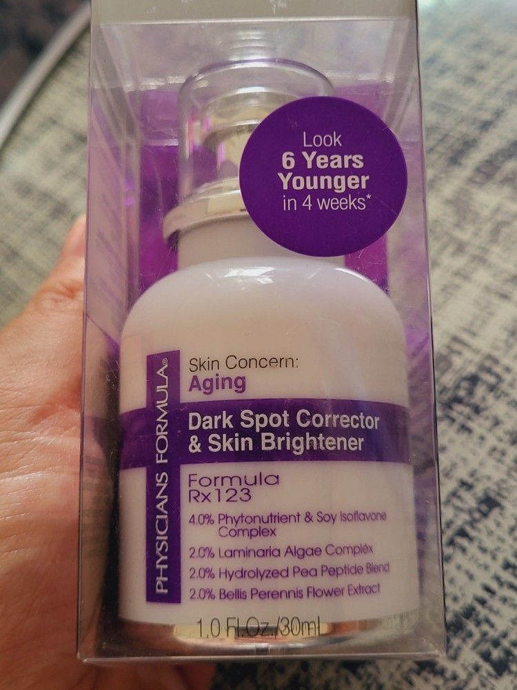 Dark Spot Corrector & Skin Brightener