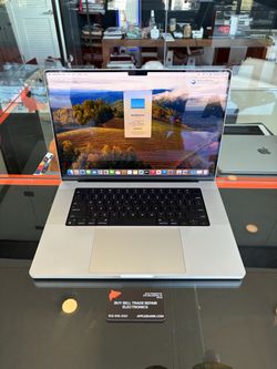 Apple 16” MacBook Pro M1 Pro Chip 16GB Ram 512SSD! 90 day warranty! Financing available!