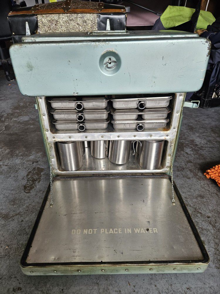 Vintage FTG-3-1 Military Food Tray Galley