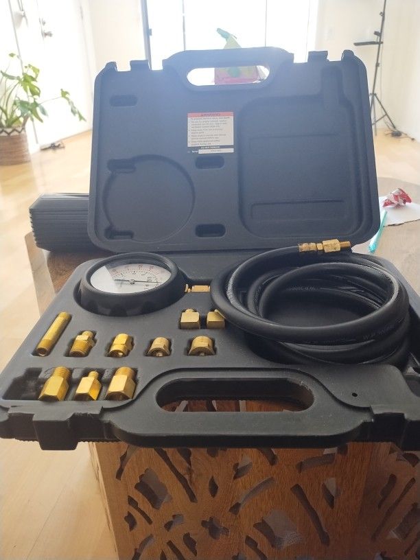 Complete  Oil Pressure Test Kit 