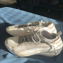 Hardens. B Ball Shoes Size 9 Men’s 