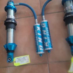 Pair Of King 2.5x10 Coilovers 