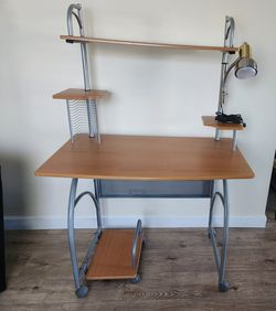 Computer desk
