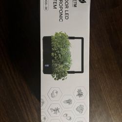 INDOOR LED HYDROPONIC SYSTEM Model: IGS-38