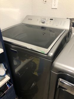 Maytag Top-Load Washing Machine