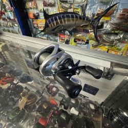 Shimano Tranx 300 Casting Salt Water Fishing Reel. Ready to Fish.