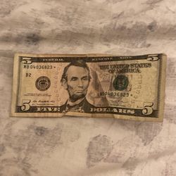 5 Dollar Bill With Star Good Condition