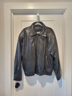 Shelter Bay Women's Black Leather Jacket XL