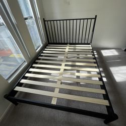 Queen Solid Wood Bed Frame (Bed Cot) – Great Condition – $200