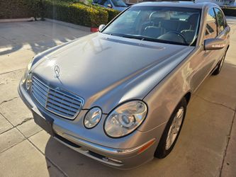 2004 Mercedes Benz E320