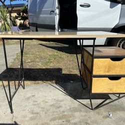 Mcm Floating Iron Desk By Alta Vista Of California 