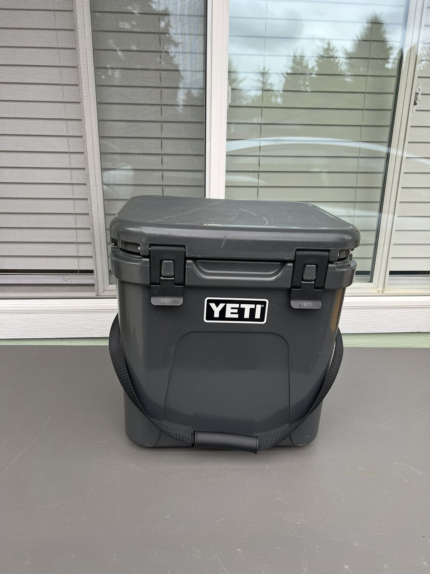 Yeti Roadie 24 Hard Cooler
