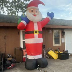 12ft Santa Blow Up 