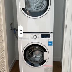 Blomberg Stacked Washer/dryer