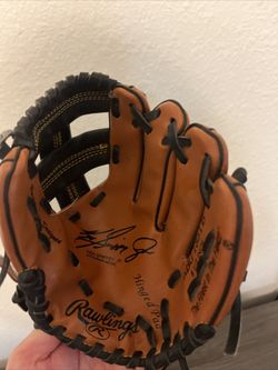 Toddler Ken Griffey signature glove