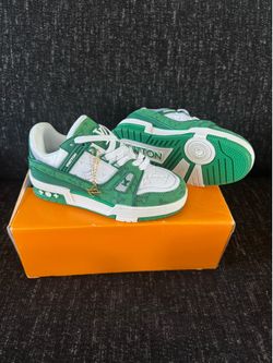 Size 1.5 little kids shoes
