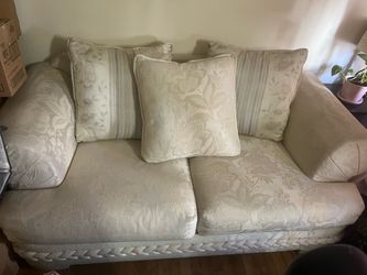 Love seat