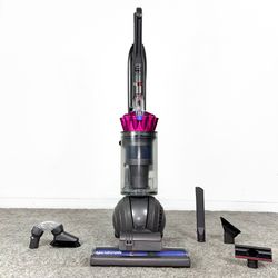 Dyson Ball Animal Vacuum Cleaner w/ attachments