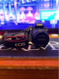 Canon Rebel T7