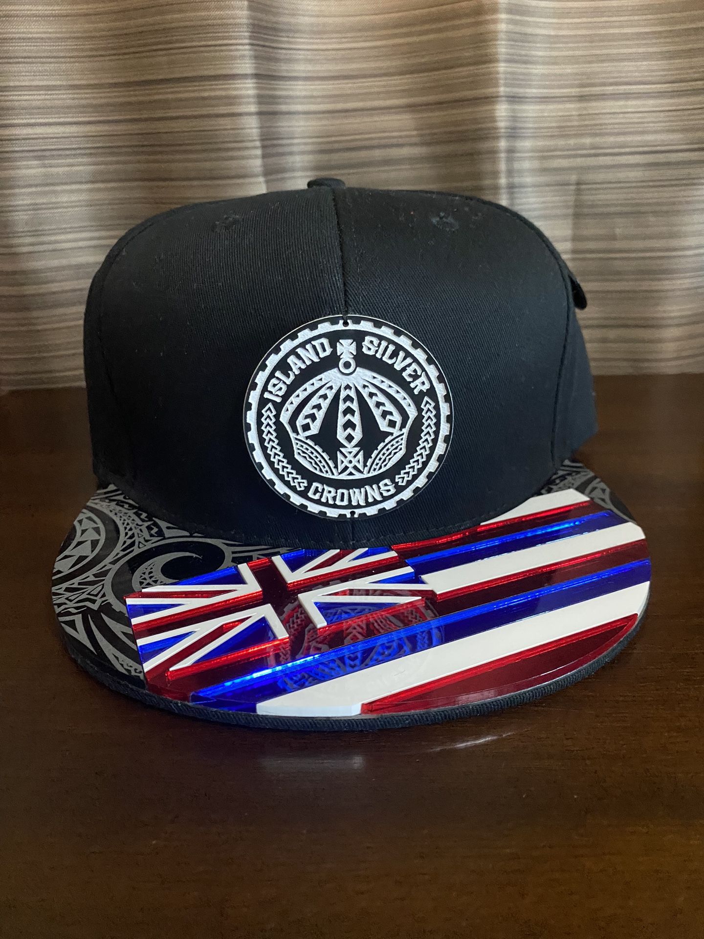 New* Island Silver Crowns Hawaiian Supreme Hat