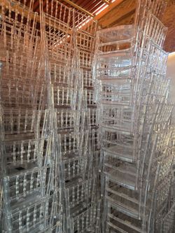 Chiavari Chairs Resin(30$)and Wood(15)