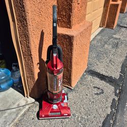 Hoover Rewind Plus Upright Vacuum Used $20 Excellent condition & Suction