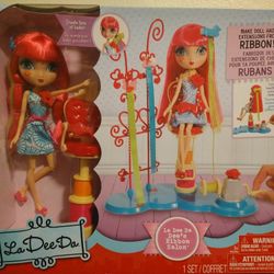 La Dee Da Doll and Ribbon Salon Playset Make Ribbon Hair Extensions