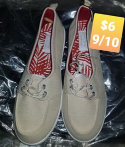 Womens boat shoes