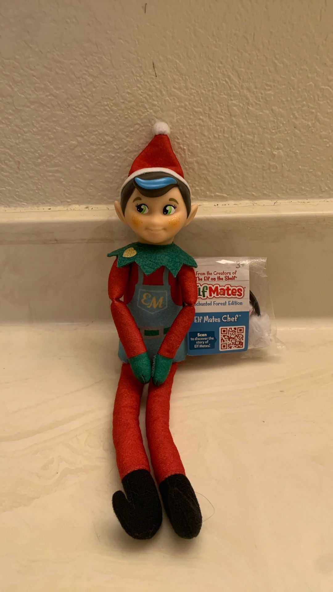 The Elf On The Shelf ELF MATES CHEF 12” Includes / Ear Muffs
