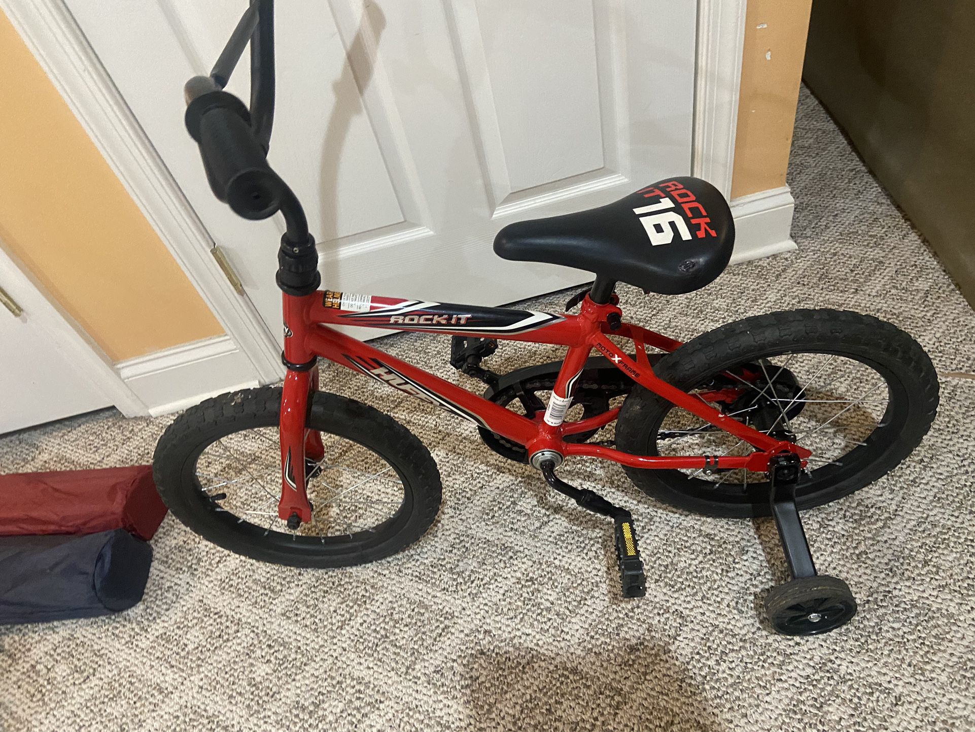 Boys $20 Bike Bicycle paid $80  W/ Training Wheels Red 16" Kids Bmx 