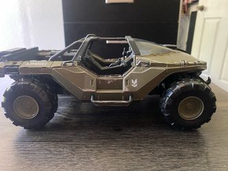Halo UNSC warthog vehicle with master chief