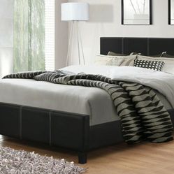 Gerbera Black B630 Platform Bed

