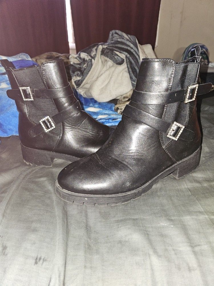 Black Boots