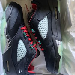 Jordan 5 “clot”