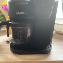 Keurig K-duo Single Serve And Carafe 