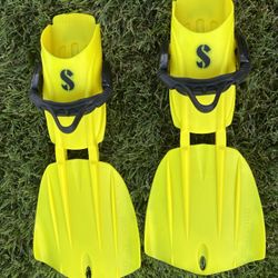 ScubaPro Seawing Nova Diving Fins (Medium)