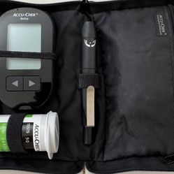 Aviva ACCU-CHEK Glucose Monitor, 50 Test Result In The Memory, Hardly Used