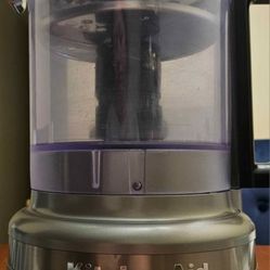 KITCHEN AID 9 CUP PLUS WITH SLICING  KIT!!!