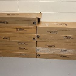 GE 36” and Sylvania 30” Fluorescent Tube Lights 