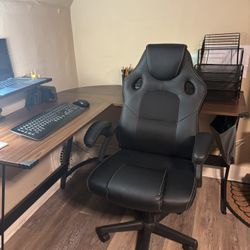 Computer Desk With Chair
