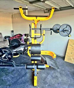 Bench press multi system, with weights,  and floor mats