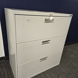 Metal File Cabinet With Key For Legal Or Letter Size 