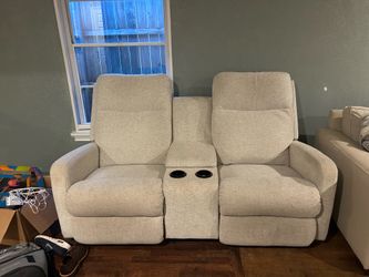LaZy boy 2 seater recliner