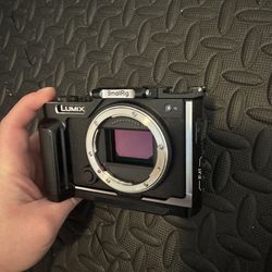 LUMIX s9 with cage