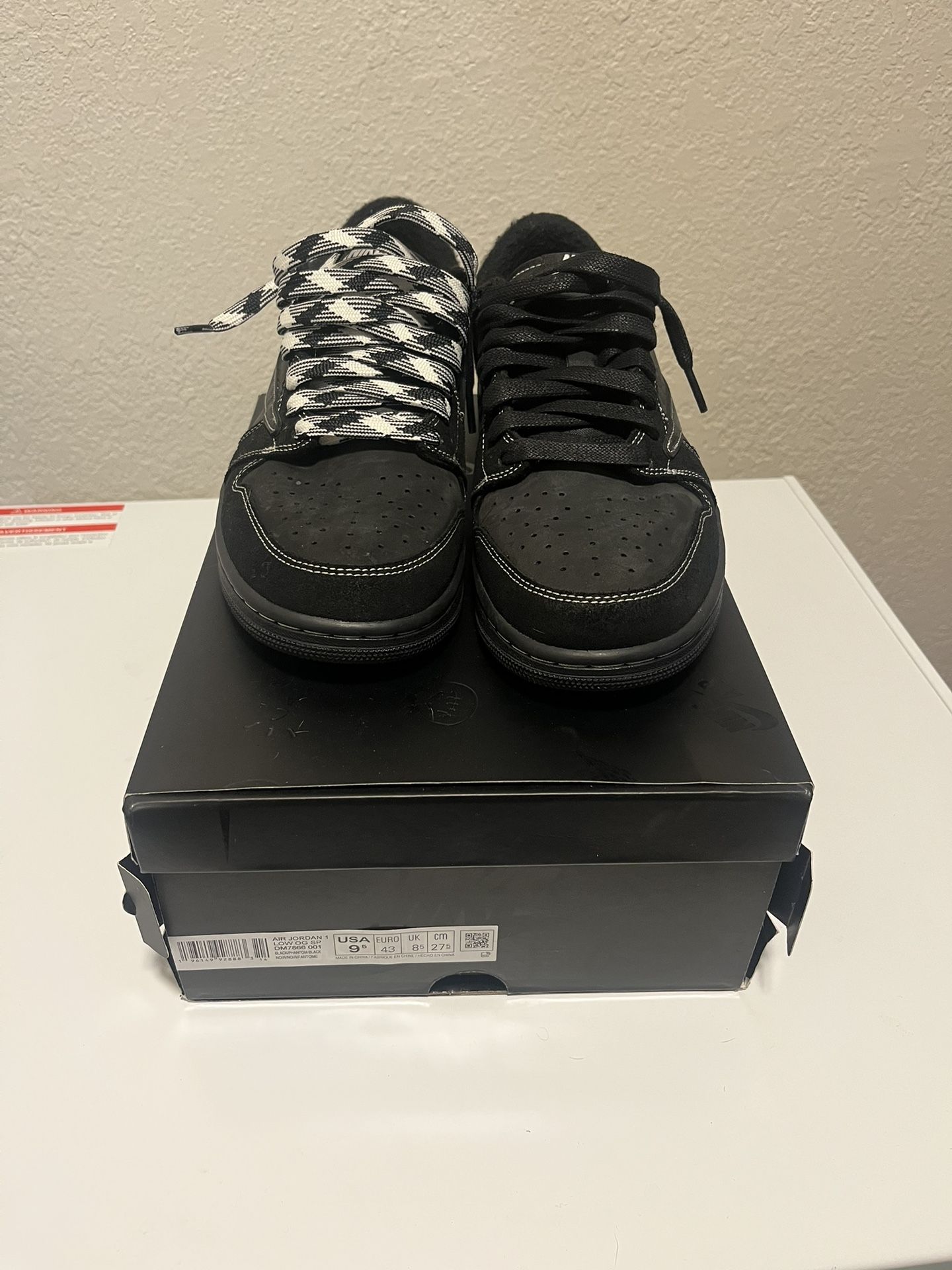 Travis Scott 1of1. 250$